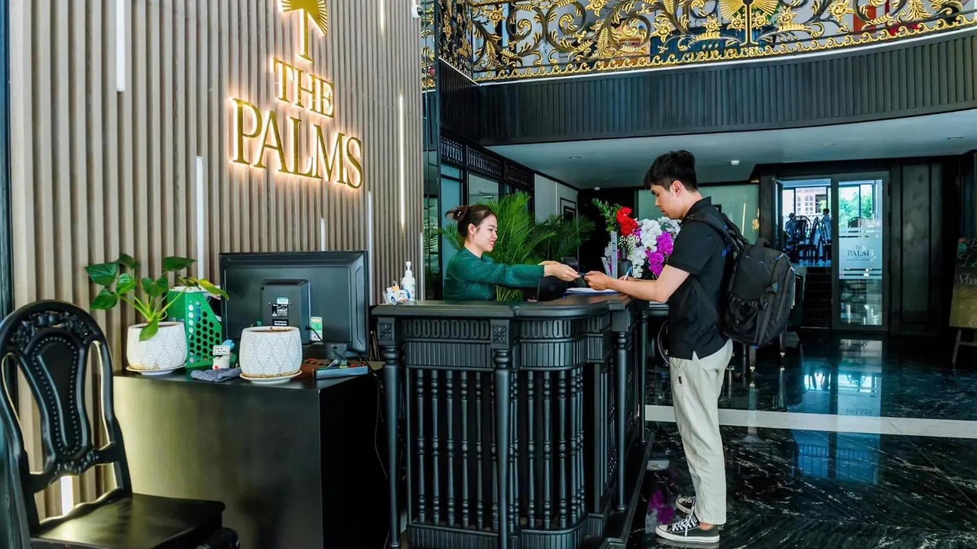 ***  The Palms Hotel Phan Thiết Vietnam