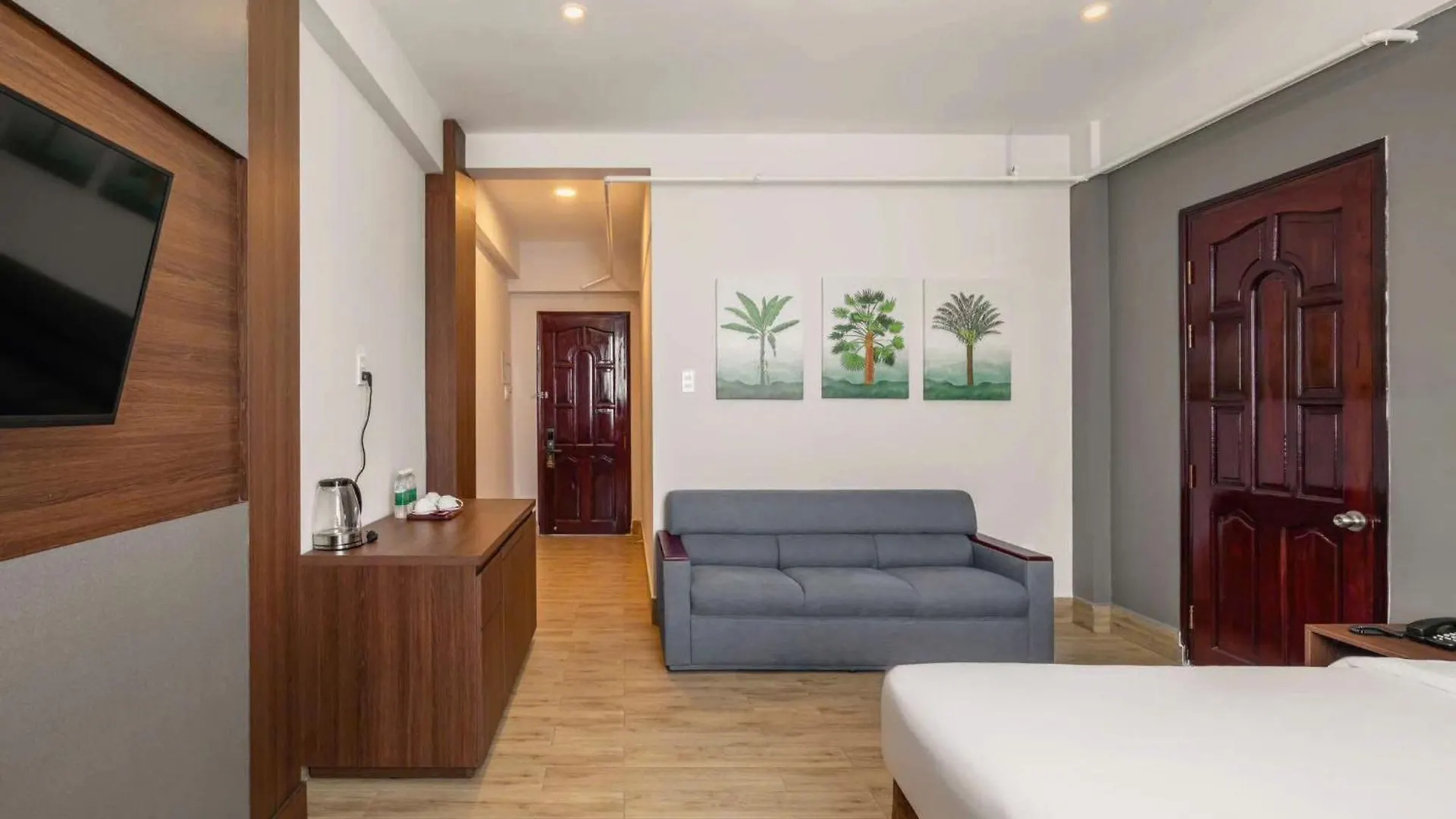 The Palms Hotel Phan Thiết